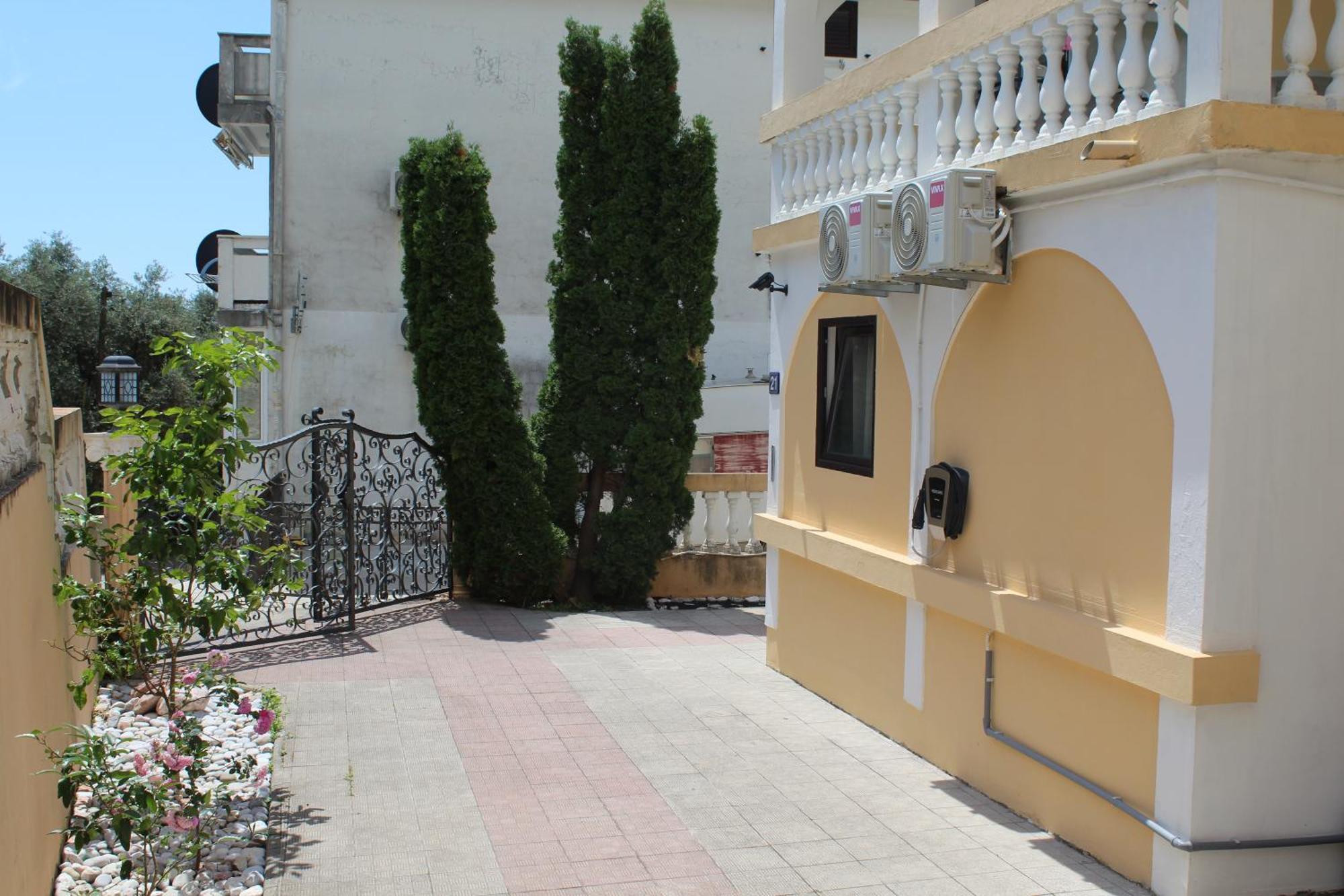 Apartmani Lime Petrovac Extérieur photo